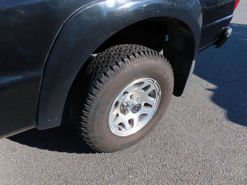 Used 2002 MAZDA B-Series Pickup DS image 10