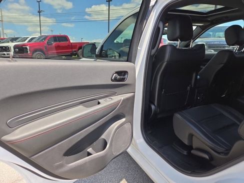 Used 2025 Dodge Durango R/T w/ Blacktop Package AWD/4WD image 12