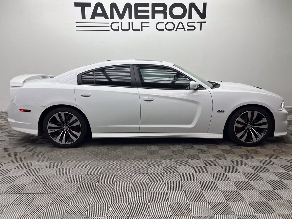 Used 2012 Dodge Charger SRT8 w/ Adaptive Cruise Control Group RWD image 4