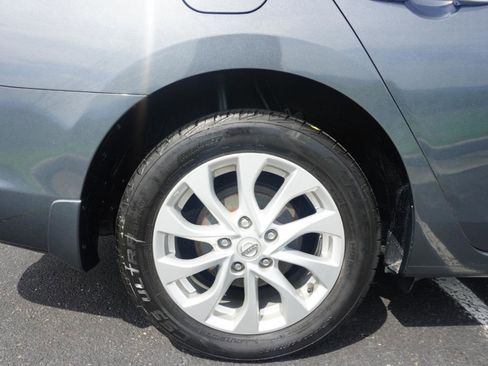 Used 2017 Nissan Sentra SV w/ Style Package FWD image 40