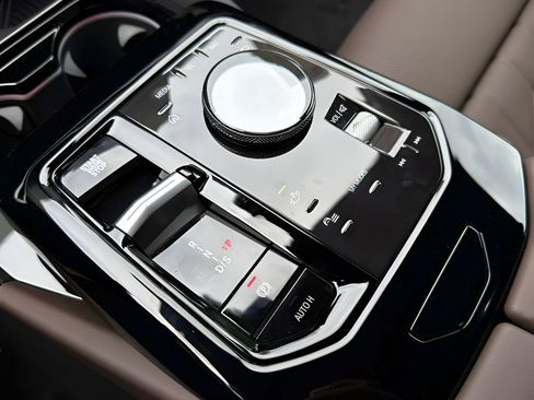 New 2027 BMW 530i RWD image 19