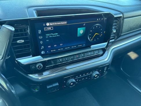 Used 2025 Chevrolet Silverado 2500 LT image 11