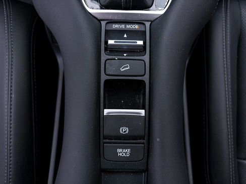 Used 2024 Honda HR-V EX-L image 27