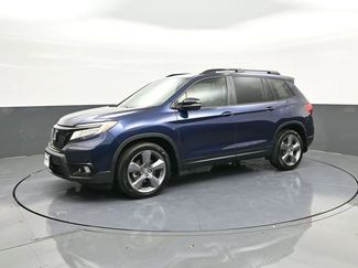 Used 2019 Honda Passport Touring video 1