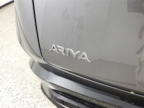 Used 2024 Nissan Ariya AWD image 6