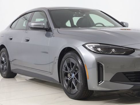 Used 2023 BMW i4 eDrive35 w/ Premium Package RWD image 44