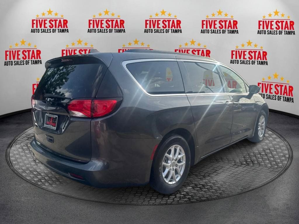 Used 2020 Chrysler Voyager Lxi FWD image 7