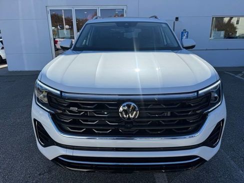 New 2026 Volkswagen Atlas SEL Premium R-Line AWD/4WD image 2