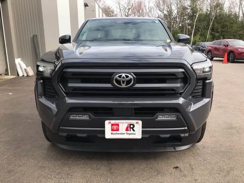 Certified 2025 Toyota Tacoma SR5 image 8