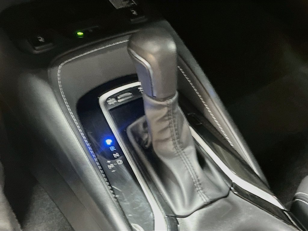 Used 2025 Toyota Corolla XSE FWD image 16