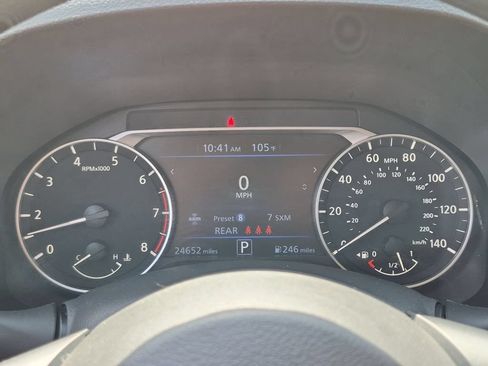 Used 2025 Nissan Altima 2.5 SV FWD image 16