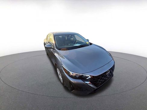 Used 2025 Nissan Sentra S image 2