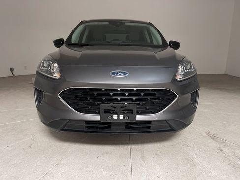 Used 2021 Ford Escape SE w/ SE Sport Appearance Package image 3