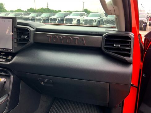 Used 2022 Toyota Tundra TRD Pro AWD/4WD image 18