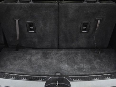 Used 2017 GMC Acadia Denali w/ Technology Package image 11