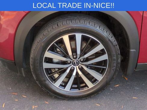 Used 2023 Nissan Pathfinder Platinum image 10