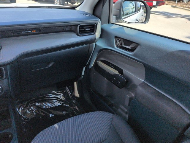 Certified 2022 Ford Maverick XL FWD image 17