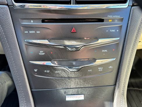 Used 2018 Lincoln MKT Reserve w/ Technology Package image 21