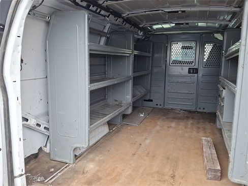 Used 2020 Chevrolet Express 2500 Work Van w/ Driver Convenience Package image 3