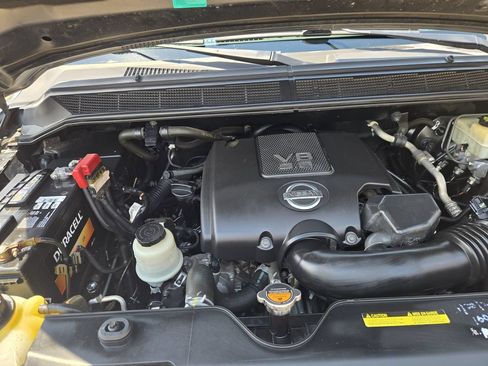 Used 2014 Nissan Titan SL w/ SL Moonroof Package RWD image 28