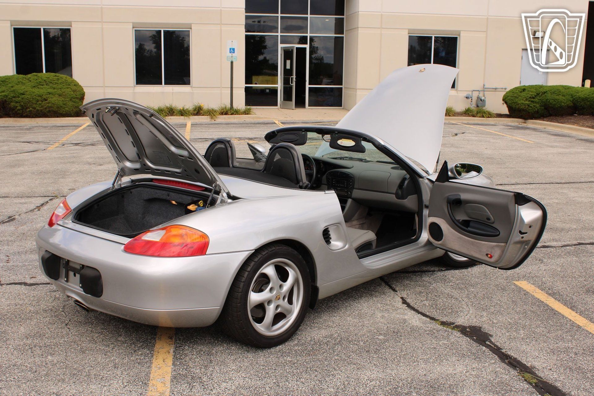 Used 1998 Porsche Boxster RWD image 2