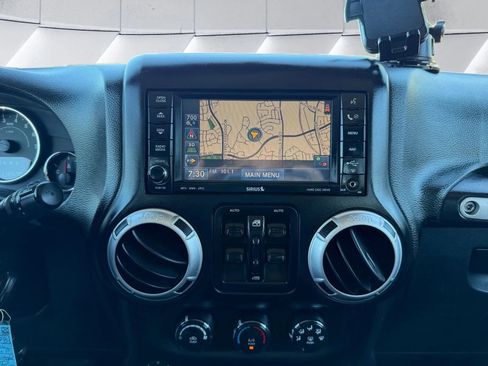 Used 2015 Jeep Wrangler Unlimited Sahara w/ Max Tow Package image 14