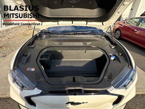 Used 2025 Ford Mustang Mach-E Premium image 30