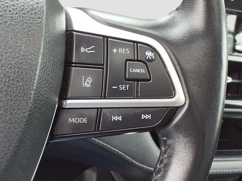 Used 2023 Toyota Highlander XSE image 25