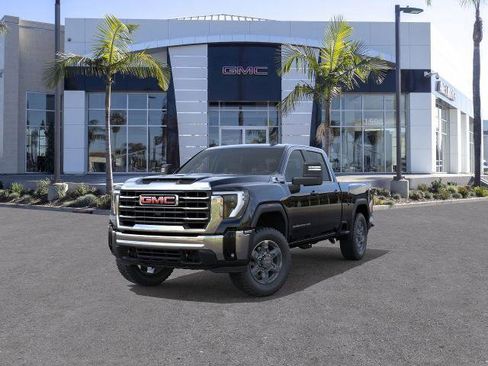 New 2026 GMC Sierra 2500 SLE w/ SLE Value Package; image 8