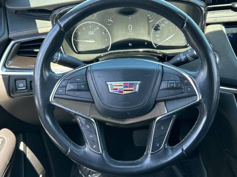 Used 2018 Cadillac XT5 Platinum w/ Driver Assist Package AWD/4WD image 20