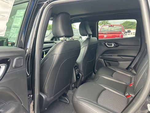 New 2025 Jeep Compass Latitude w/ Sun & Sound Group image 31