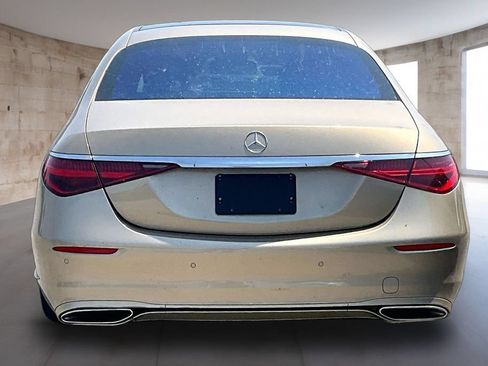 Used 2022 Mercedes-Benz S 580 4MATIC Sedan w/ Warmth & Comfort Package image 4