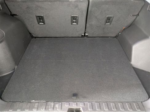 Used 2024 Chevrolet Equinox LT image 29