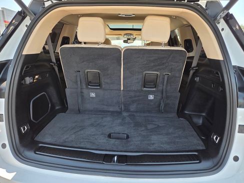Used 2021 Jeep Grand Cherokee L Limited RWD image 12