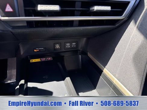 Used 2025 Toyota Camry LE FWD image 31