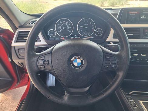 Used 2018 BMW 320i Sedan w/ Convenience Package image 25