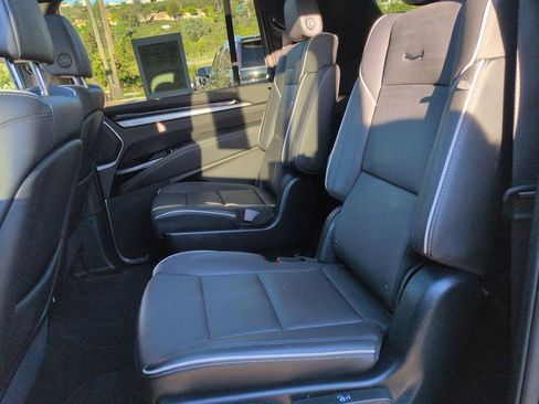 Certified 2025 Cadillac Escalade ESV Premium Luxury image 26