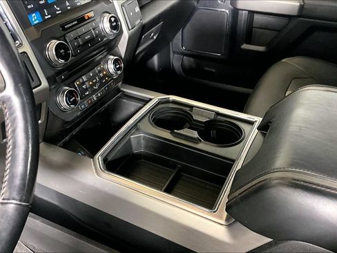 Used 2018 Ford F250 Platinum w/ Platinum Ultimate Package AWD/4WD image 13