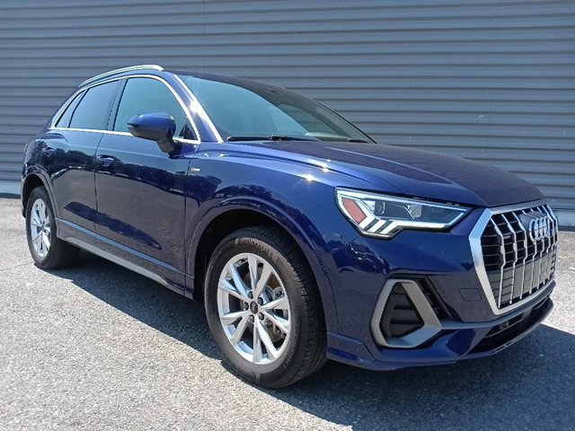 Used 2025 Audi Q3 2.0T Premium AWD/4WD image 1