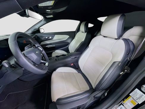 Used 2024 Ford Mustang GT Premium RWD image 13