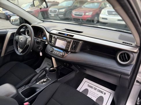 Used 2013 Toyota RAV4 XLE image 36
