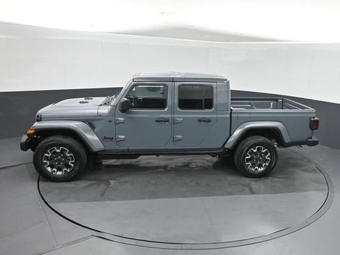 New 2026 Jeep Gladiator Sport AWD/4WD image 34
