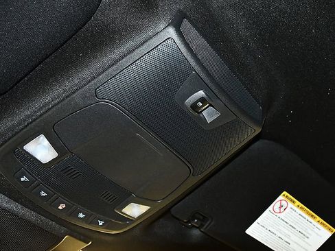 Used 2022 Ford F250 Lariat w/ Tremor Off-Road Package AWD/4WD image 29