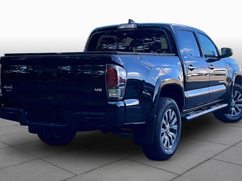 Used 2021 Toyota Tacoma Limited AWD/4WD image 13