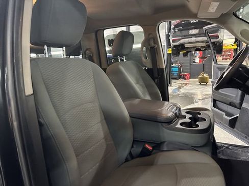 Used 2018 RAM 1500 Express w/ Express Value Package image 27