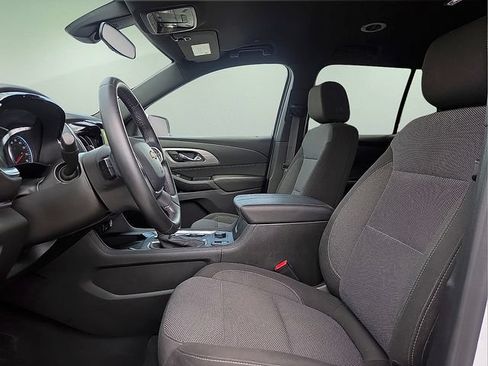Used 2023 Chevrolet Traverse LT AWD/4WD image 17