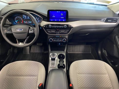 Used 2022 Ford Escape SE w/ SE Sport Appearance Package AWD/4WD image 12