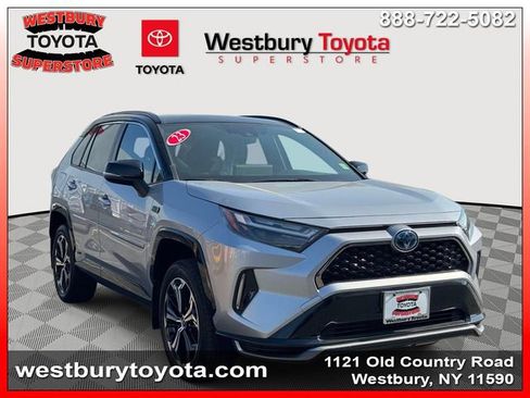 Used 2023 Toyota RAV4 XSE w/ Weather Package AWD/4WD image 1