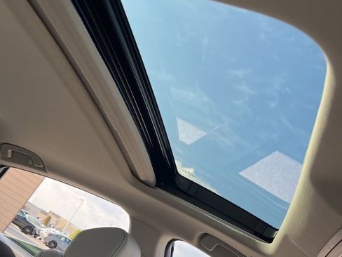 Used 2024 Honda Accord EX image 27