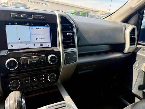 Used 2017 Ford F150 Lariat AWD/4WD image 13